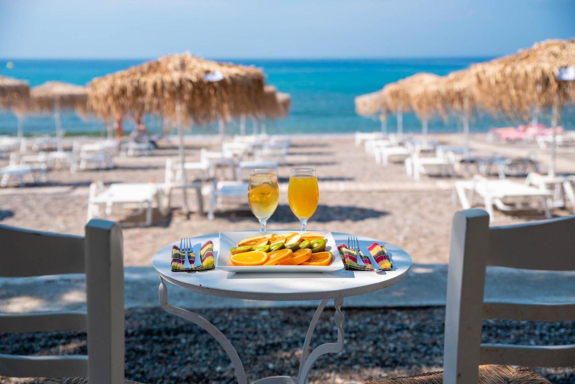Elvita Beach Hotel Киотари Екстериор снимка