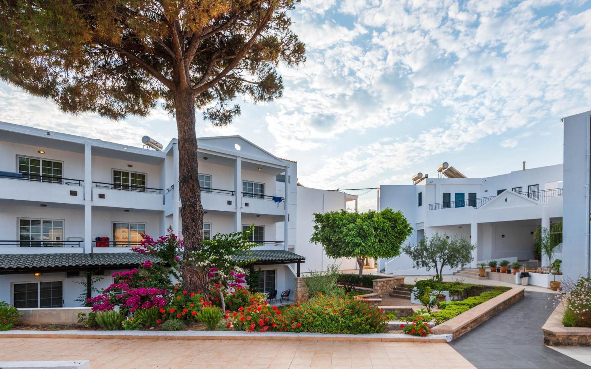 Elvita Beach Hotel Киотари Екстериор снимка