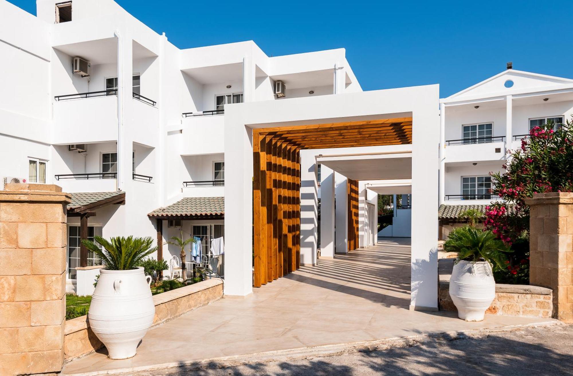 Elvita Beach Hotel Киотари Екстериор снимка